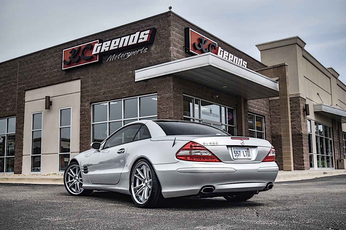 Mercedes-Benz SL550